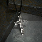 Modern Tri-Color Lord's Prayer Cross Necklace: Un Símbolo Sagrado Atemporal