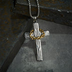Collier avec pendentif croix couronne d'épines de Jésus de style moderne et protection sacrée