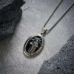 Collar con dije de San Judas Tadeo