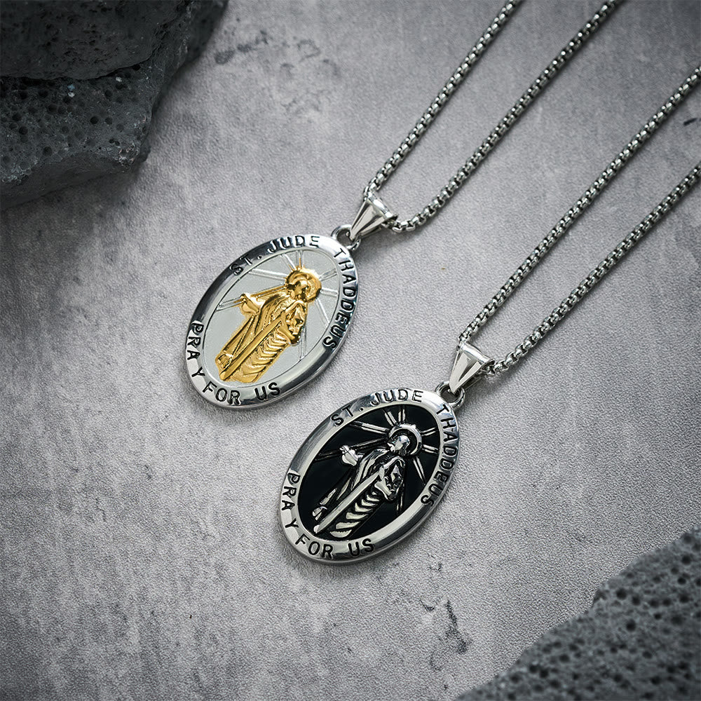 Collar con dije de San Judas Tadeo