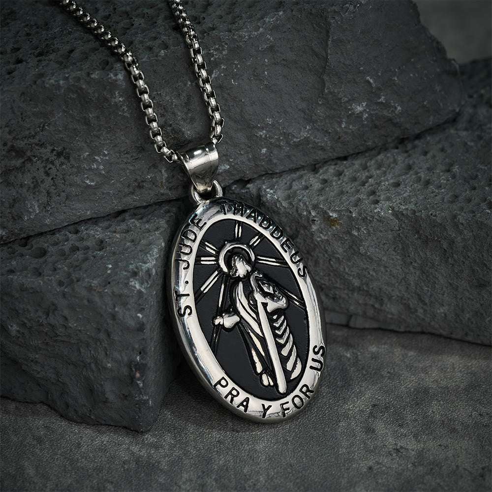 Collar con dije de San Judas Tadeo