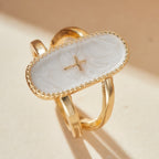 Bague à double-bande Cross Accent Glaze : Un symbole de foi et de style subtils