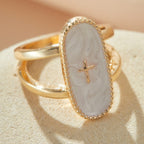 Bague à double-bande Cross Accent Glaze : Un symbole de foi et de style subtils
