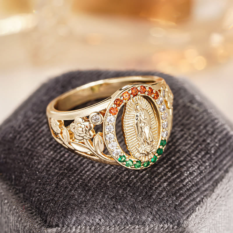 Anillo de Nuestra Señora con Circonitas y Diseño Floral: Un Elegante Recordatorio de Fe Inquebrantable