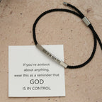 Pulsera "Dios tiene el control": un símbolo de confianza y bendición para bodas