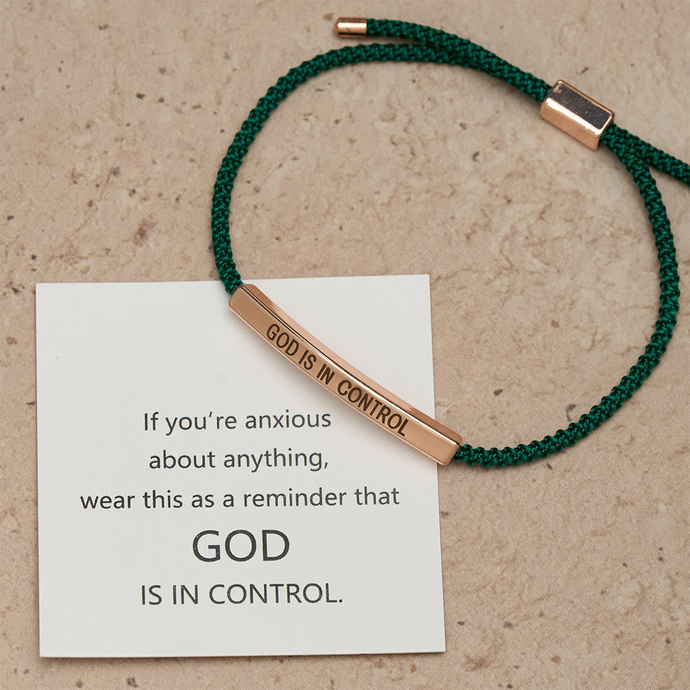 Pulsera "Dios tiene el control": un símbolo de confianza y bendición para bodas