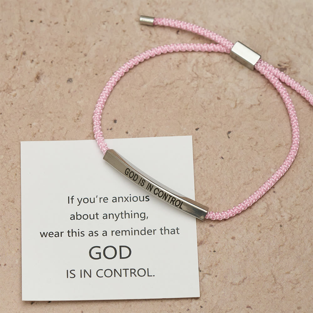 Pulsera "Dios tiene el control": un símbolo de confianza y bendición para bodas