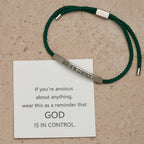 Pulsera "Dios tiene el control": un símbolo de confianza y bendición para bodas