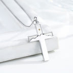 Collier graine de moutarde croissant de lune et croix : incrustation turquoise et finition argentée