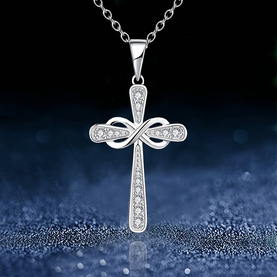 Collar Cruz Infinita de Zircón: Un Símbolo del Amor Eterno de Cristo
