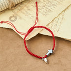 Juego de pulseras magnéticas con cruz de corazón: un símbolo de unión sagrada y amor duradero