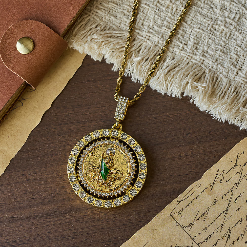 Collar con halo de cristal de San Judas giratorio: un símbolo de gracia sagrada y protección