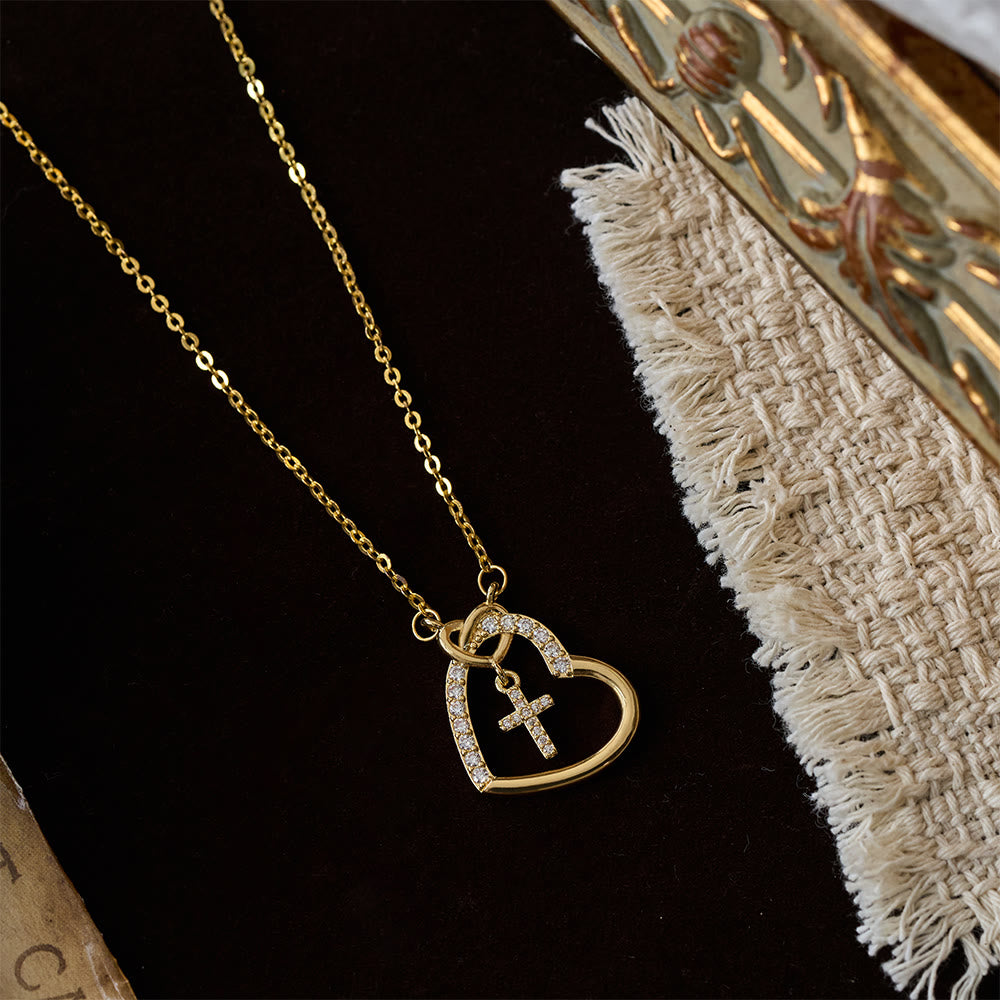 Collar de Cruz con Corazón Entrelazado y Tarjeta: Encarna Su Alegría y Gracia Pascual