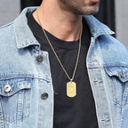 Collier réversible avec drapeau américain, croix et verset biblique : un symbole de force sacrée et de courage