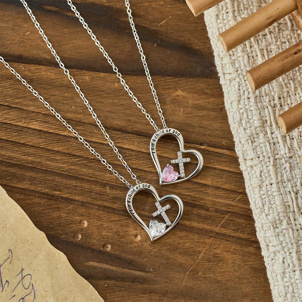 Collar Corazón Cruz "Soy un Hijo de Dios" con Detalles de Circonita: Una Prueba de Identidad Celestial