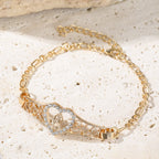 Pulsera de Filigrana de Oro de Nuestra Señora con Halo de Circonitas: Un Símbolo de Devoción Mariana y Gracia Divina