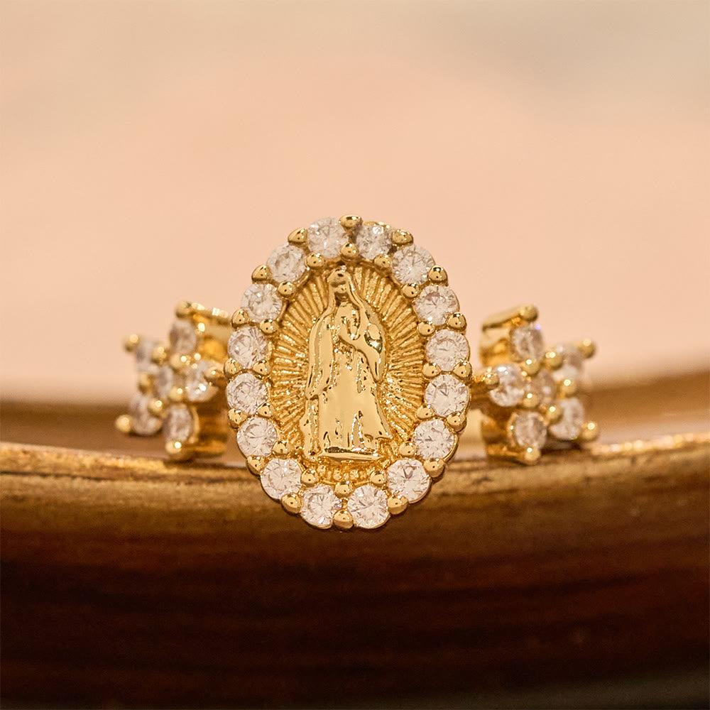 Bague Notre-Dame en or avec doubles motifs floraux et halo de zircon