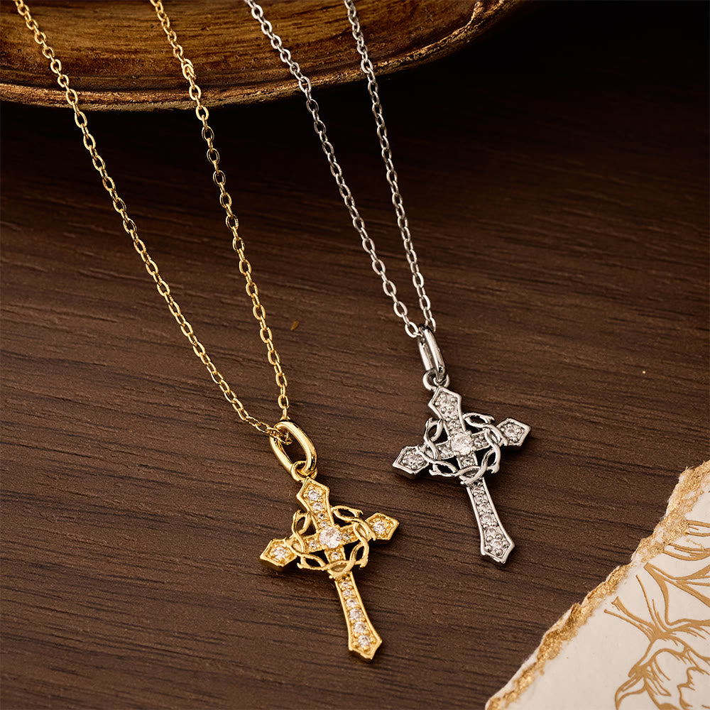 Collar con Cruz Geométrica Brillante: Un Símbolo de Esperanza Eterna y Protección Divina
