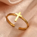 Anillo Abierto de Cruz Minimalista: Un Símbolo de Fe Devota y Gracia Espiritual
