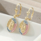 Boucles d'oreilles pendantes ovales Notre-Dame ornées : Incarnation de la grâce maternelle et de la protection divine VIP