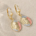 Boucles d'oreilles pendantes ovales Notre-Dame ornées : Incarnation de la grâce maternelle et de la protection divine VIP