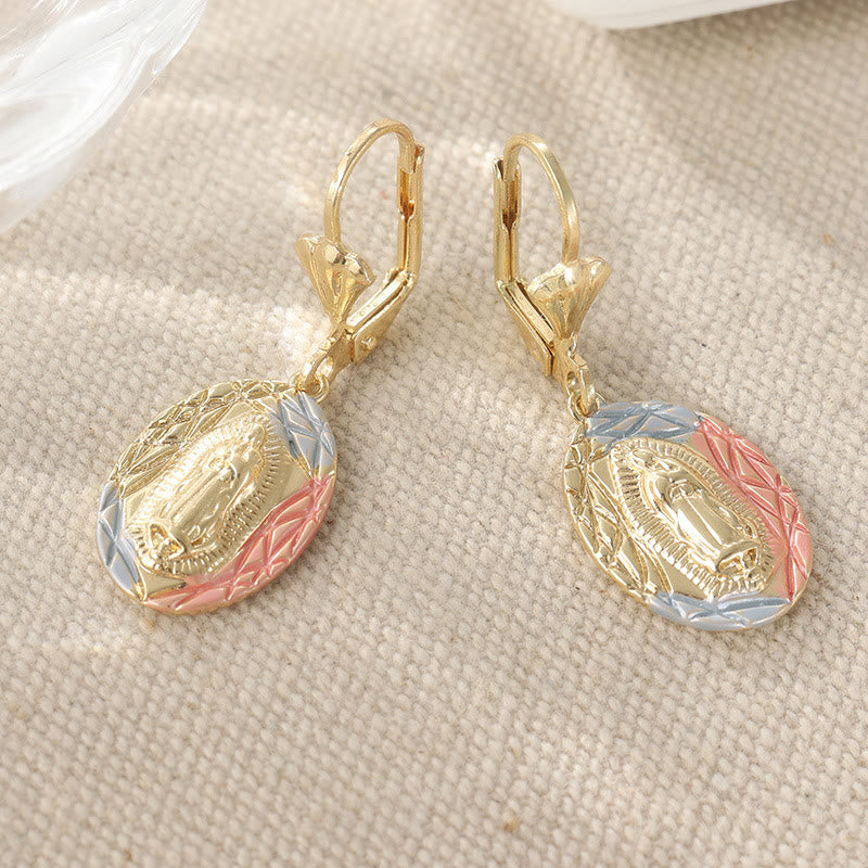 Boucles d'oreilles pendantes ovales Notre-Dame ornées : Incarnation de la grâce maternelle et de la protection divine VIP