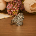 Bague ajustable colibri Esprit Saint : emblème de la grâce divine et de la joie naturelle