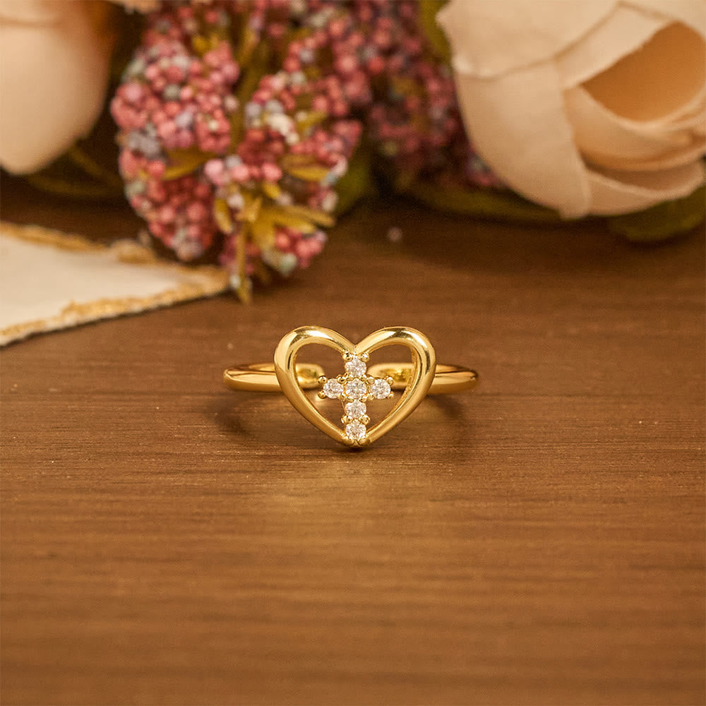 Bague ouverte Cœur Élégant et Croix : Emblème de Foi Dévouée et de Guidance Divine
