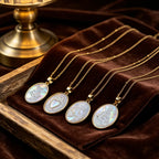 Collar de perlas blancas naturales de la Santa: Sagrado Corazón, Jesús, Nuestra Señora y San Miguel