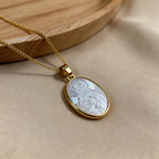 Collar de perlas blancas naturales de la Santa: Sagrado Corazón, Jesús, Nuestra Señora y San Miguel