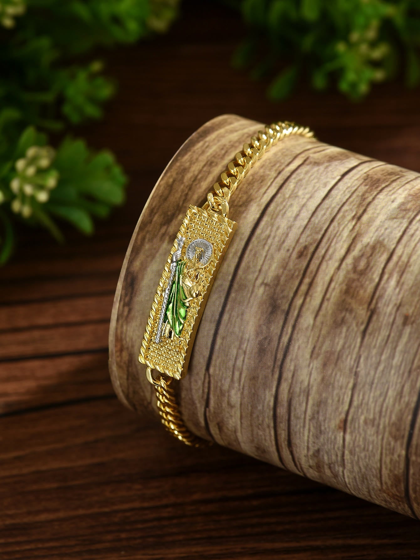 Collection de bracelets plaqués cuivre de Saint Jude : Emblème de l'espoir divin et de la grâce miraculeuse