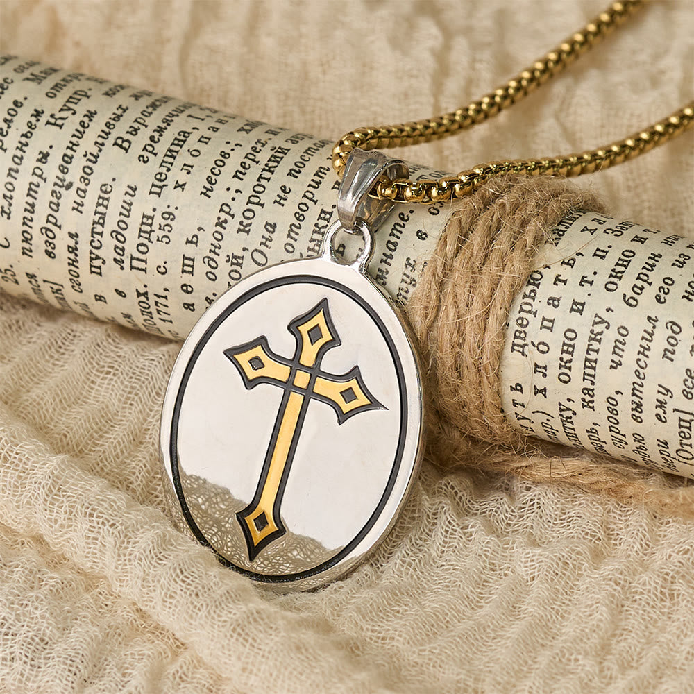 Collar con Medallón Reversible de Corazón Sagrado Tricolor y Cruz: Emblema del Amor Divino