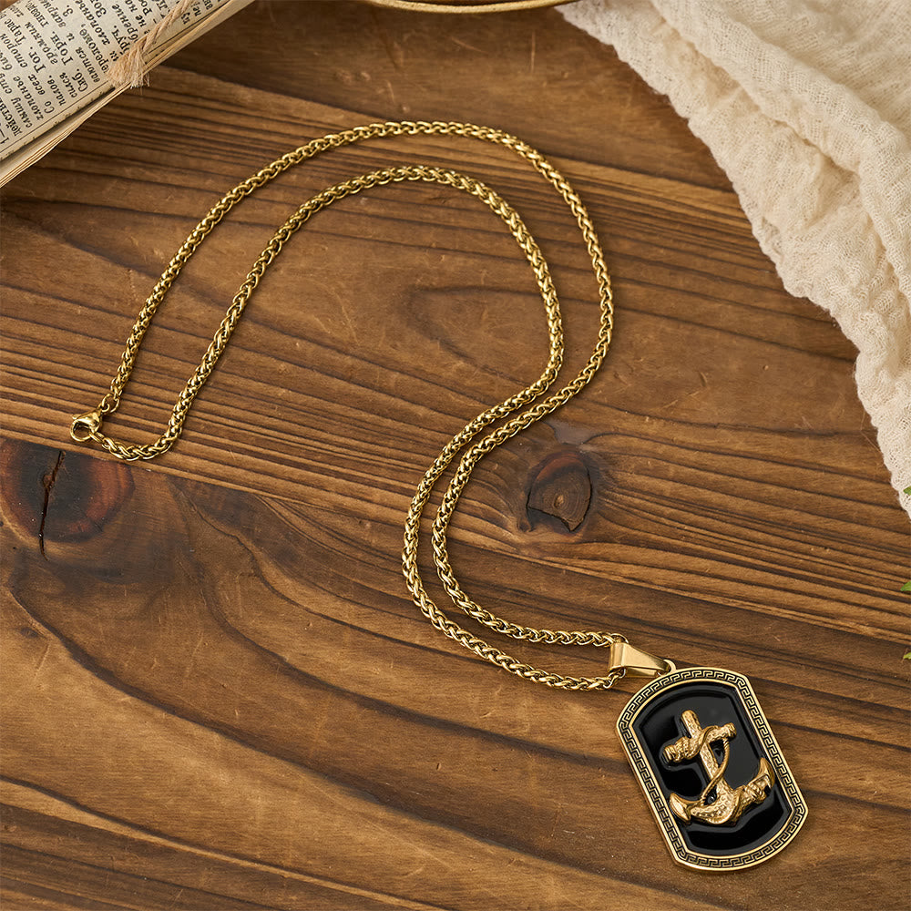 Collar con colgante de placa de identificación con llave griega y cruz ancla: emblema de fe y esperanza inquebrantable
