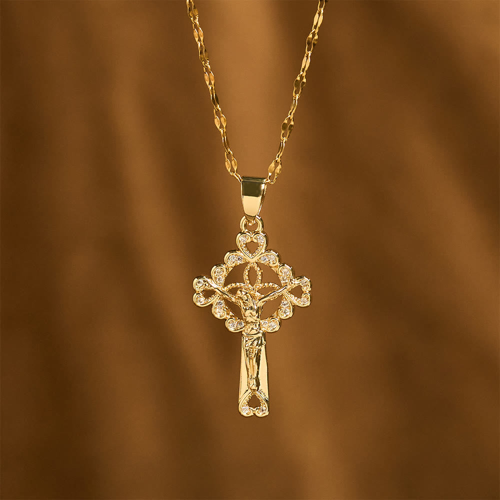 Pendentif Clé Crucifix Incrusté de CZ : Emblème de la Grâce Rédemptrice et de la Foi
