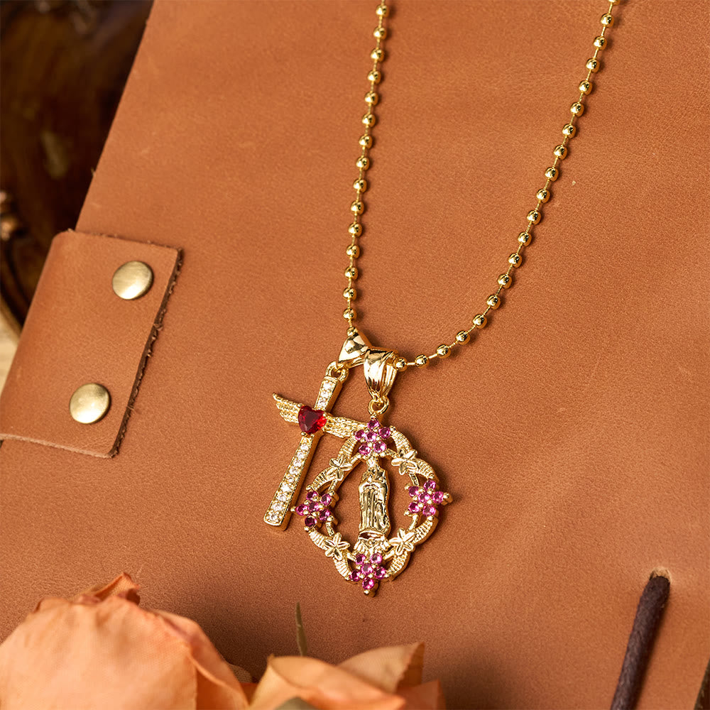Parure collier Notre-Dame ornée et croix ailée : Emblème de protection spirituelle