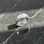 Anillo giratorio con cruz, alivia el estrés: Emblema de fe inquebrantable