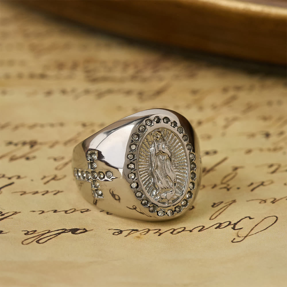 Bague chevalière Croix de Notre-Dame audacieuse : Ancrez votre cœur dans la foi mariale