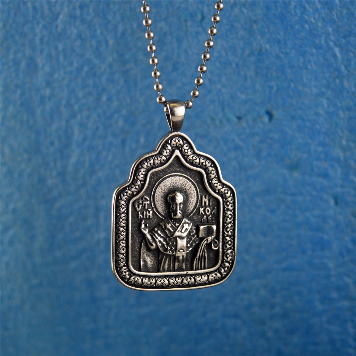 Collar de titanio con dije de Bendición Paternal
