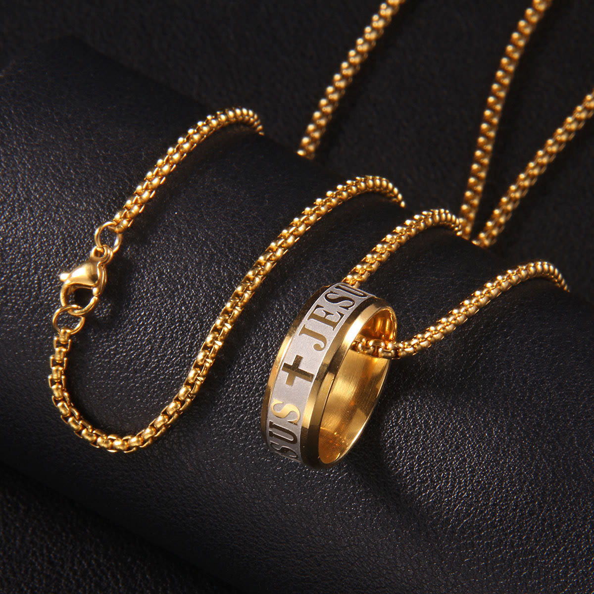 Anillo y cadena de acero inoxidable "JESÚS" con grabado láser de estilo combinado