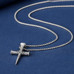 Collar de cruz de estigmas