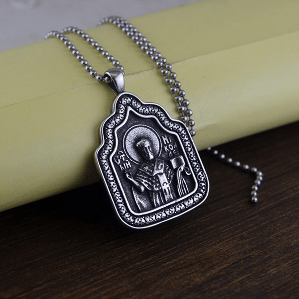 Collar de titanio con dije de Bendición Paternal