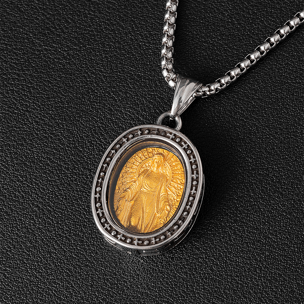Collier en titane avec pendentif Médaille du Christ Saint dorée