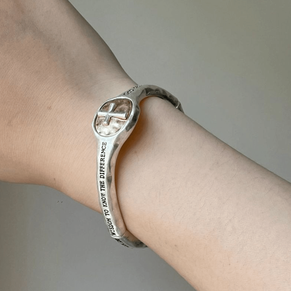 Bracelet croix gravée Prière vintage Cadeau de Dieu
